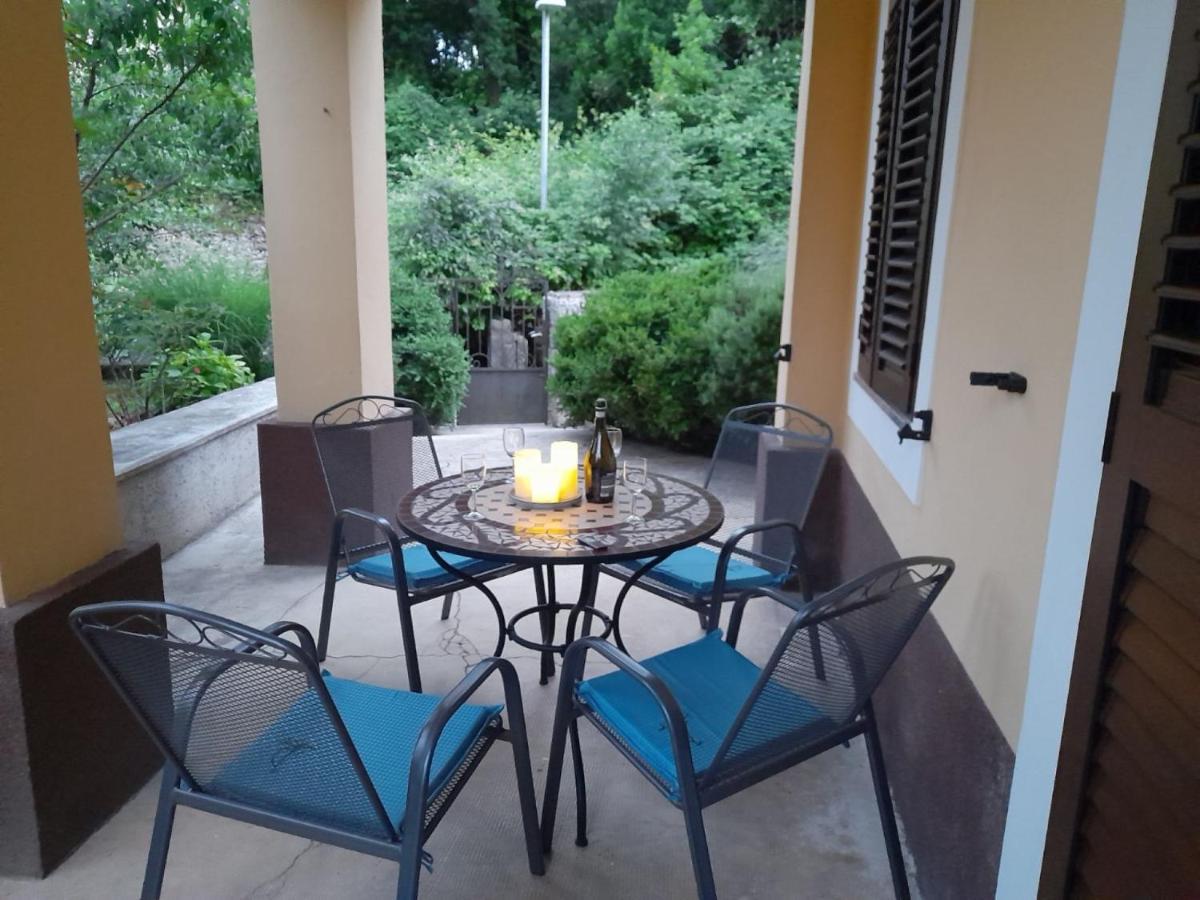 Apartment Hermes Ловран Екстериор снимка