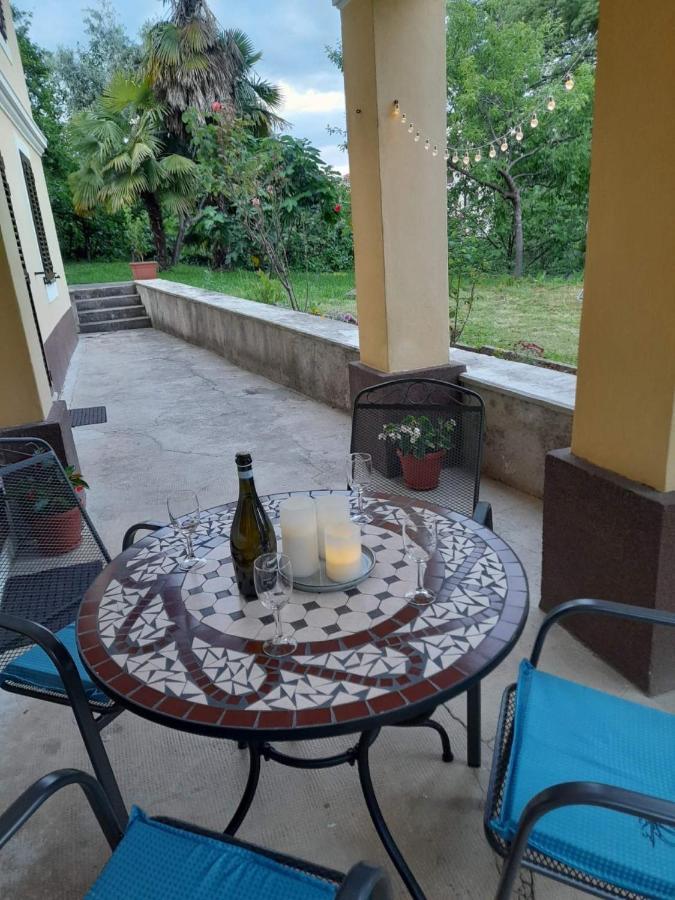 Apartment Hermes Ловран Екстериор снимка